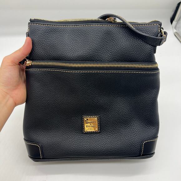 Dooney & Bourke Pebble Leather Crossbody Purse Black Color - Picture 1 of 15